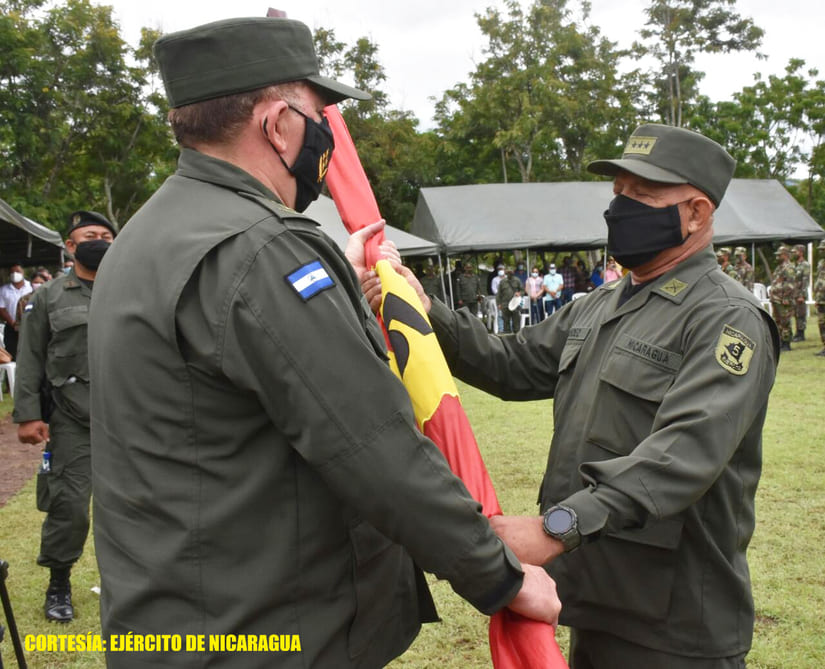 COMANDO